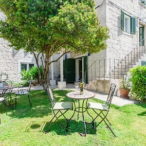 Apartment Jes Old Town Luxury, Split